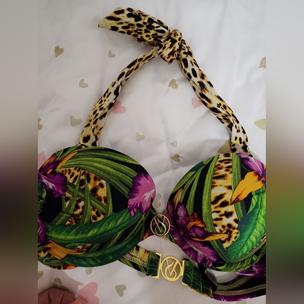 Victoria's Secret Bombshell Add-2-Cup Push-Up Super Push-Up Bikini Set - Picture 10 of 10